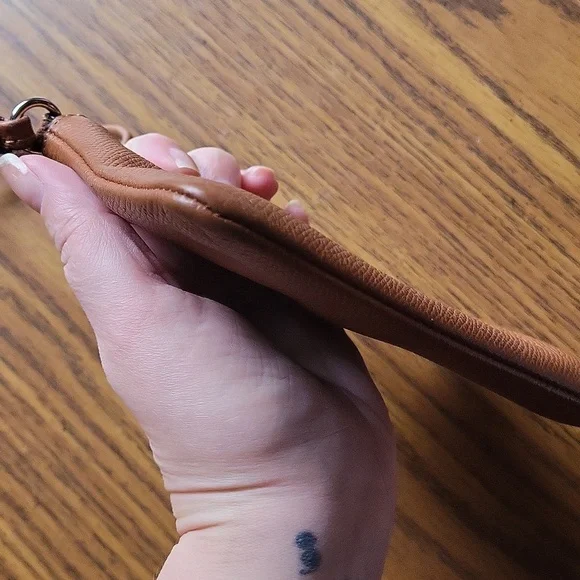 Coach Wristlet - Picture 16 of 17